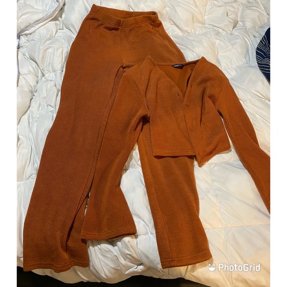 SHEIN Sweaters - TWO PIECE SWEATER SET